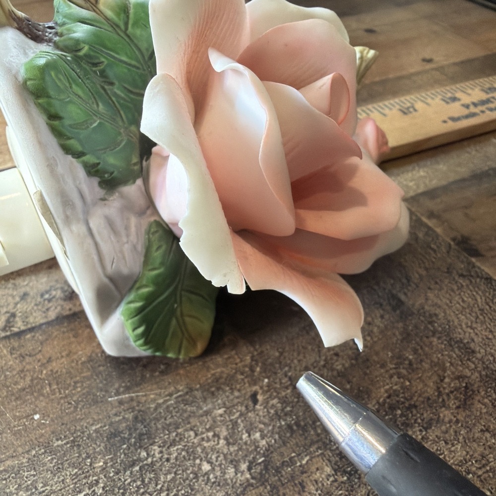 Pink Porcelain Rose Night Light Plug In Floral Ceramic Accent Vintage **Damage** - Picture 15 of 16